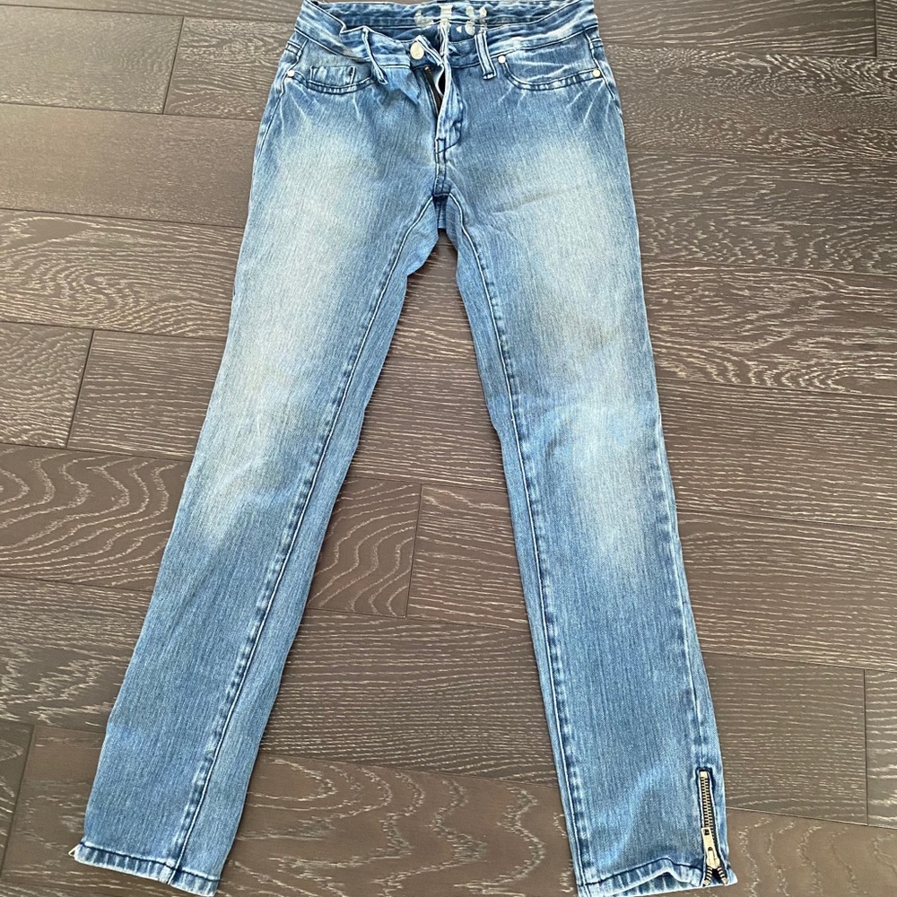 SL8 Studded Skinny Jeans